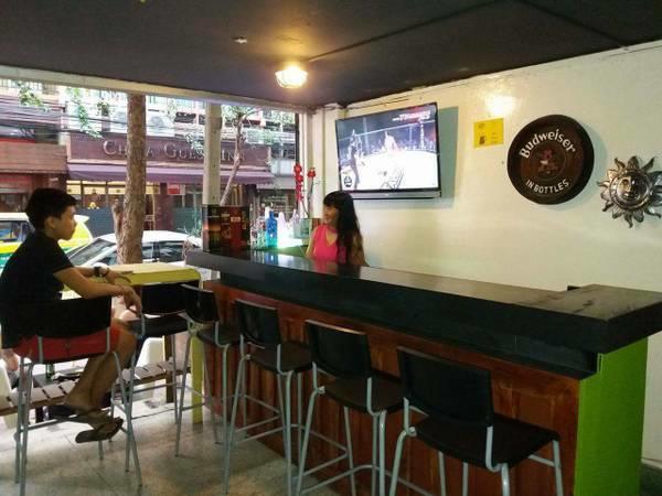 Wacky Fun Party Hostel Bangkok Exterior foto